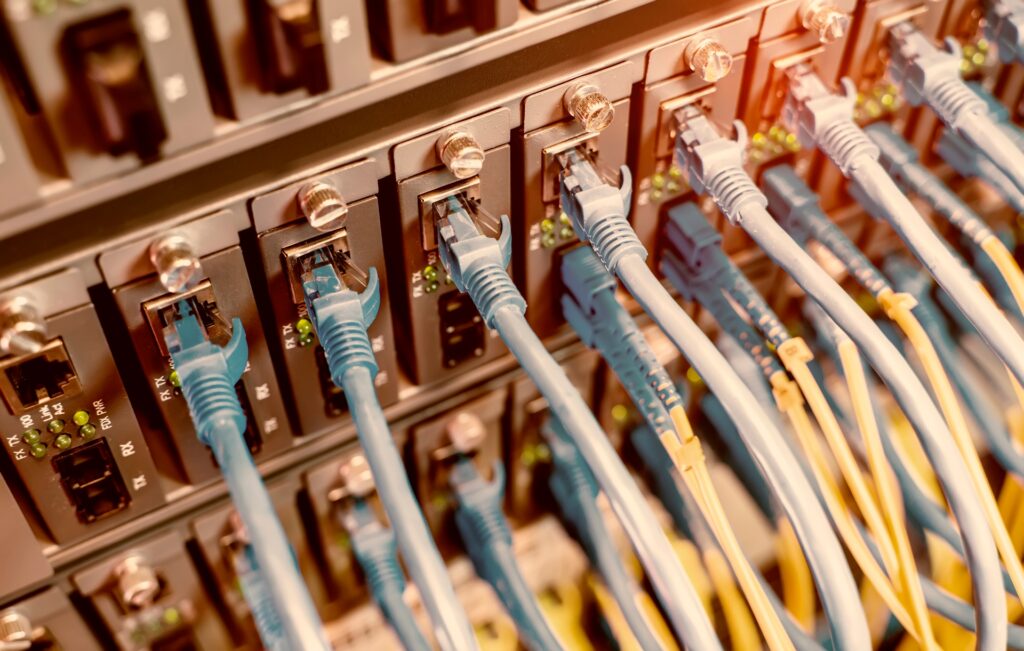 You are currently viewing Structured Cabling: The Backbone of Modern IT Infrastructure